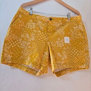 OLD NAVY SHORTS